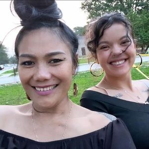 Meet your Posher, Nimajean